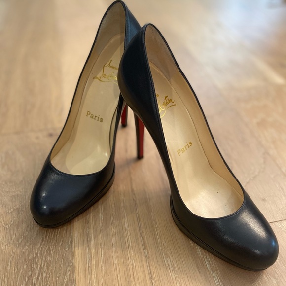 Gorgeous AUTHENTIC Christian Louboutin Pumps - Picture 3 of 7